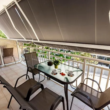 Mama's House Luxury Apartment