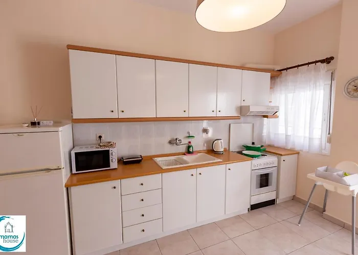 Mama's House Luxury Apartment Flogita